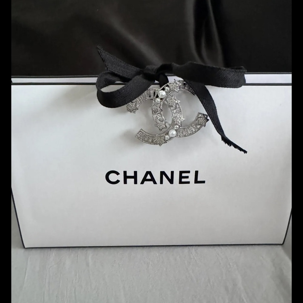 Limited edition w/gift holiday gift bag from Chanel beauty.